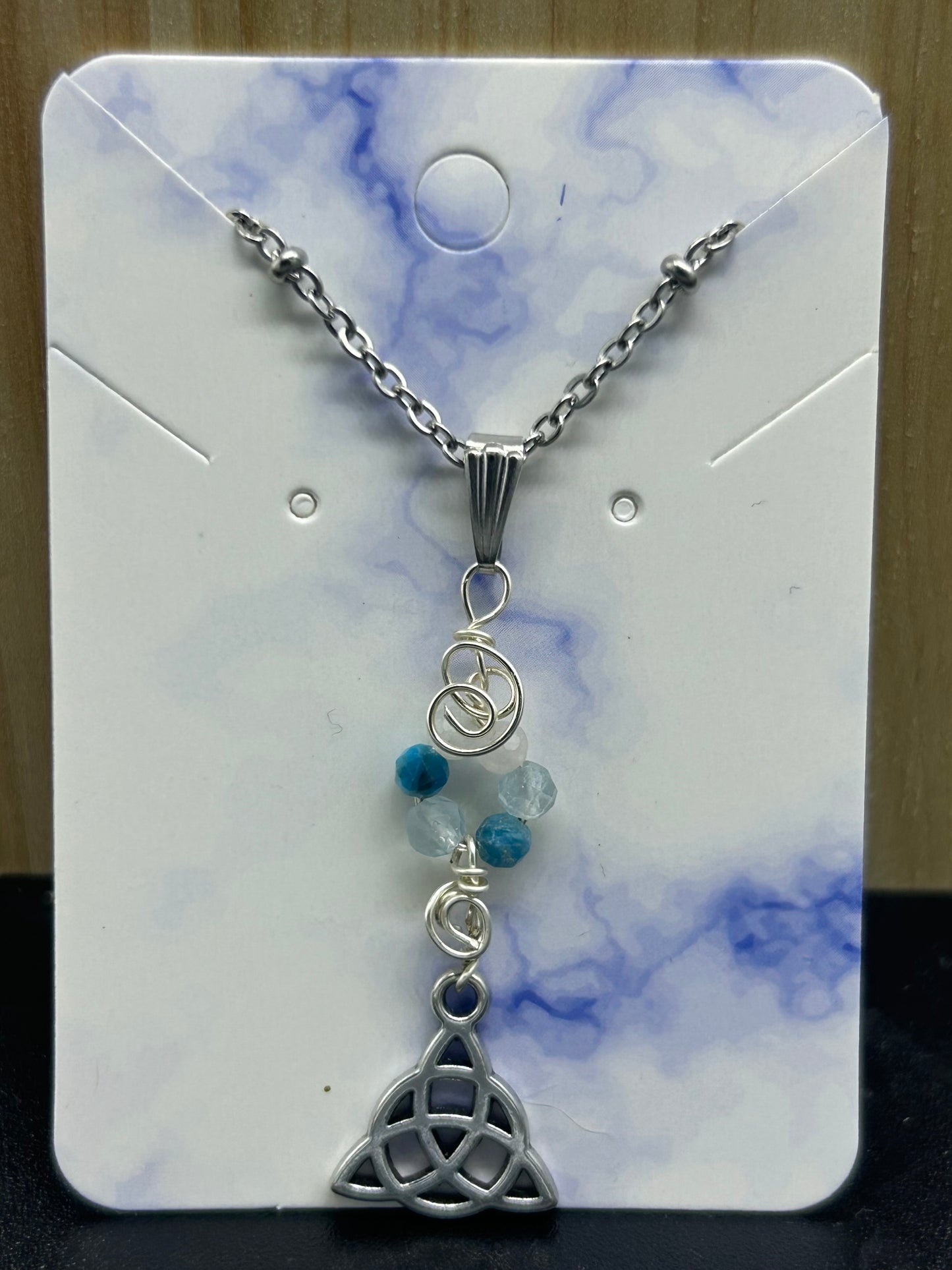 Collier mixte Aigue marine/ Quartz rose/ Apatite bleue