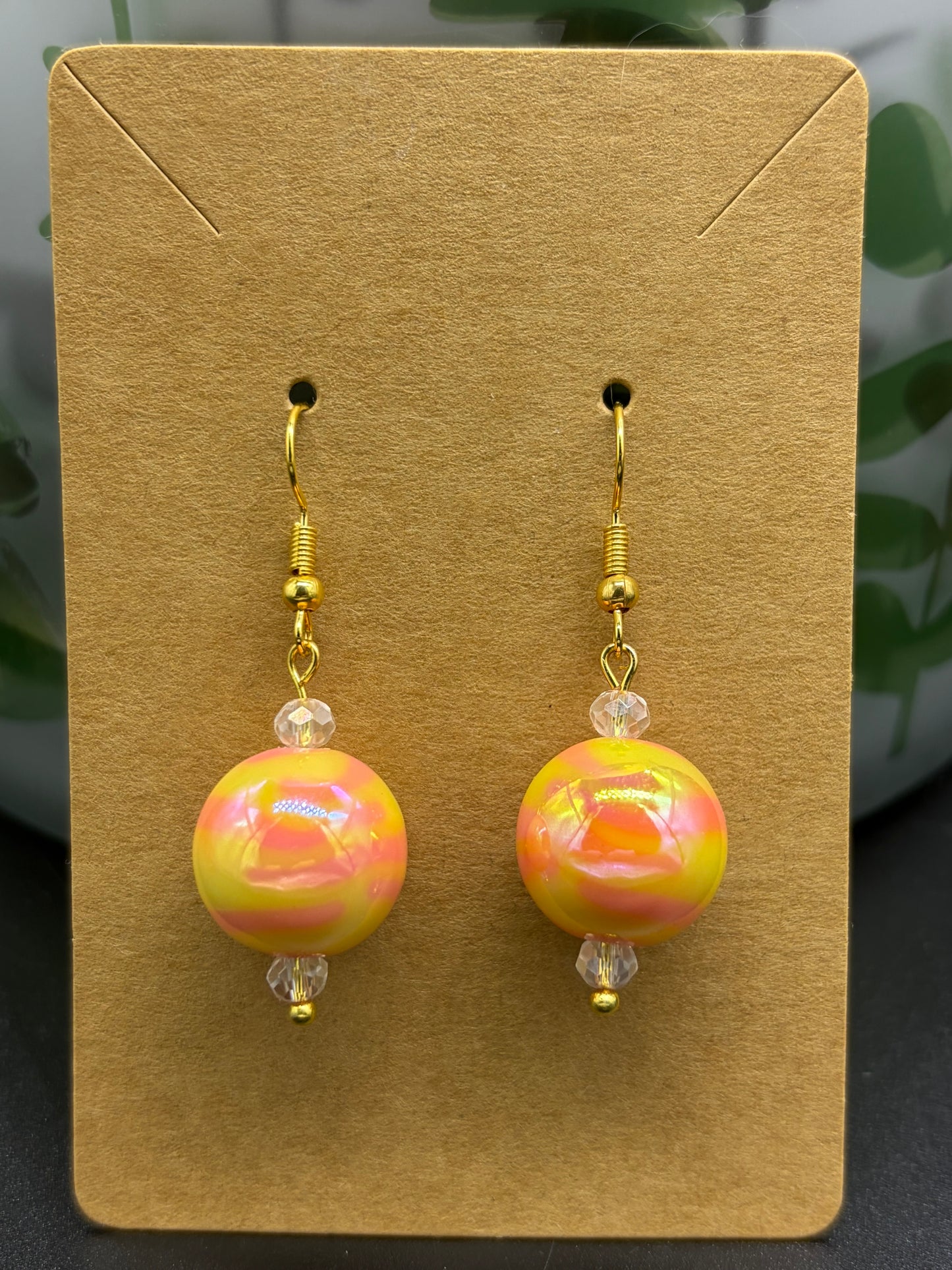 Boucles d’oreilles boules fantaisie