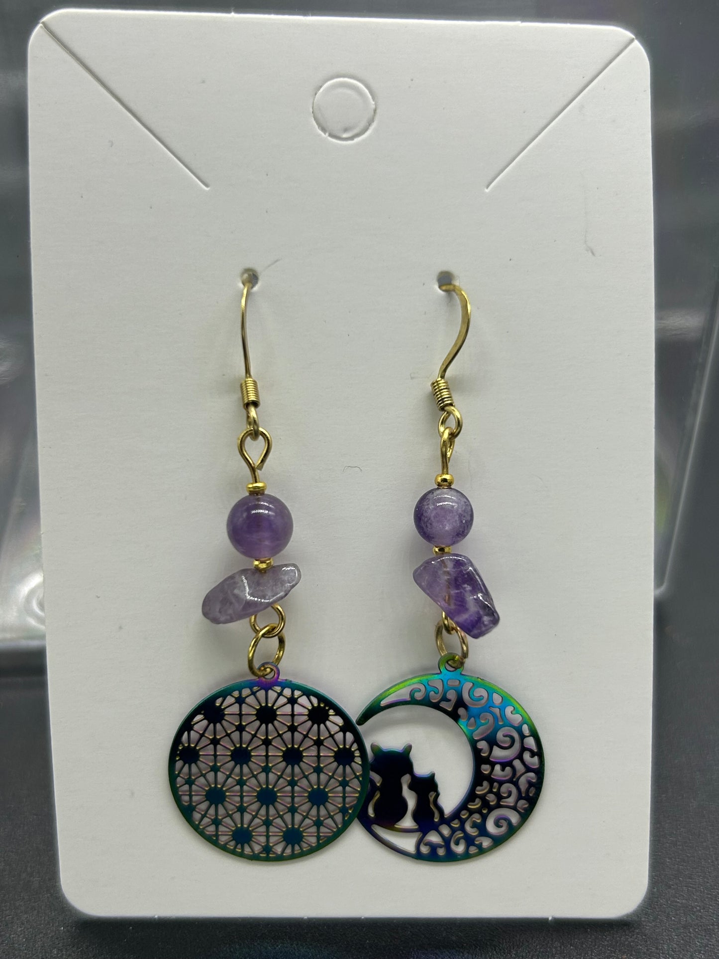 Boucles d’oreilles asymétrique luna chat/fleur de vie Améthyste
