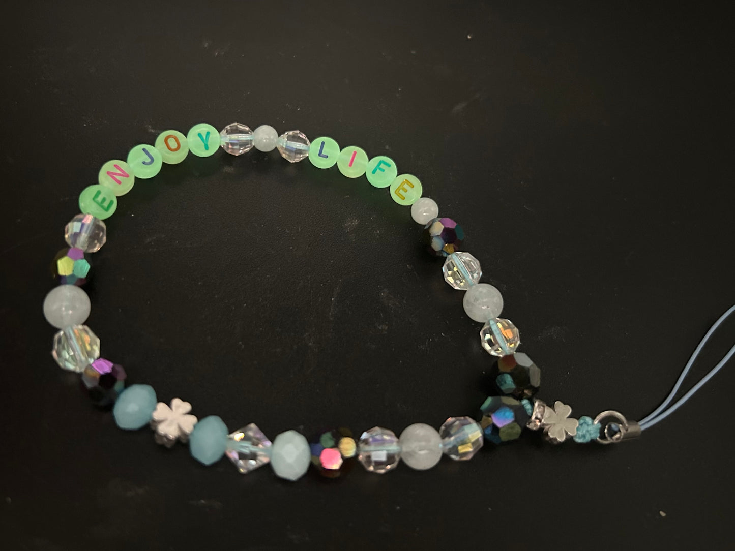 Bijou de GSM « Enjoy Life » Aigue marine et perles fantaisie