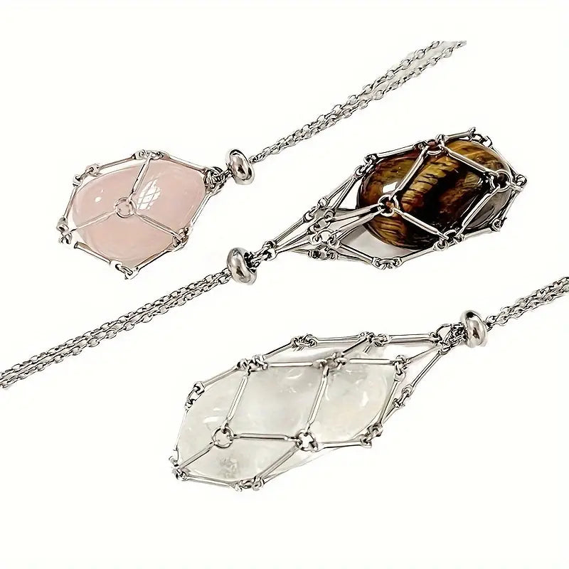 Pendentif argenté cage à cristaux