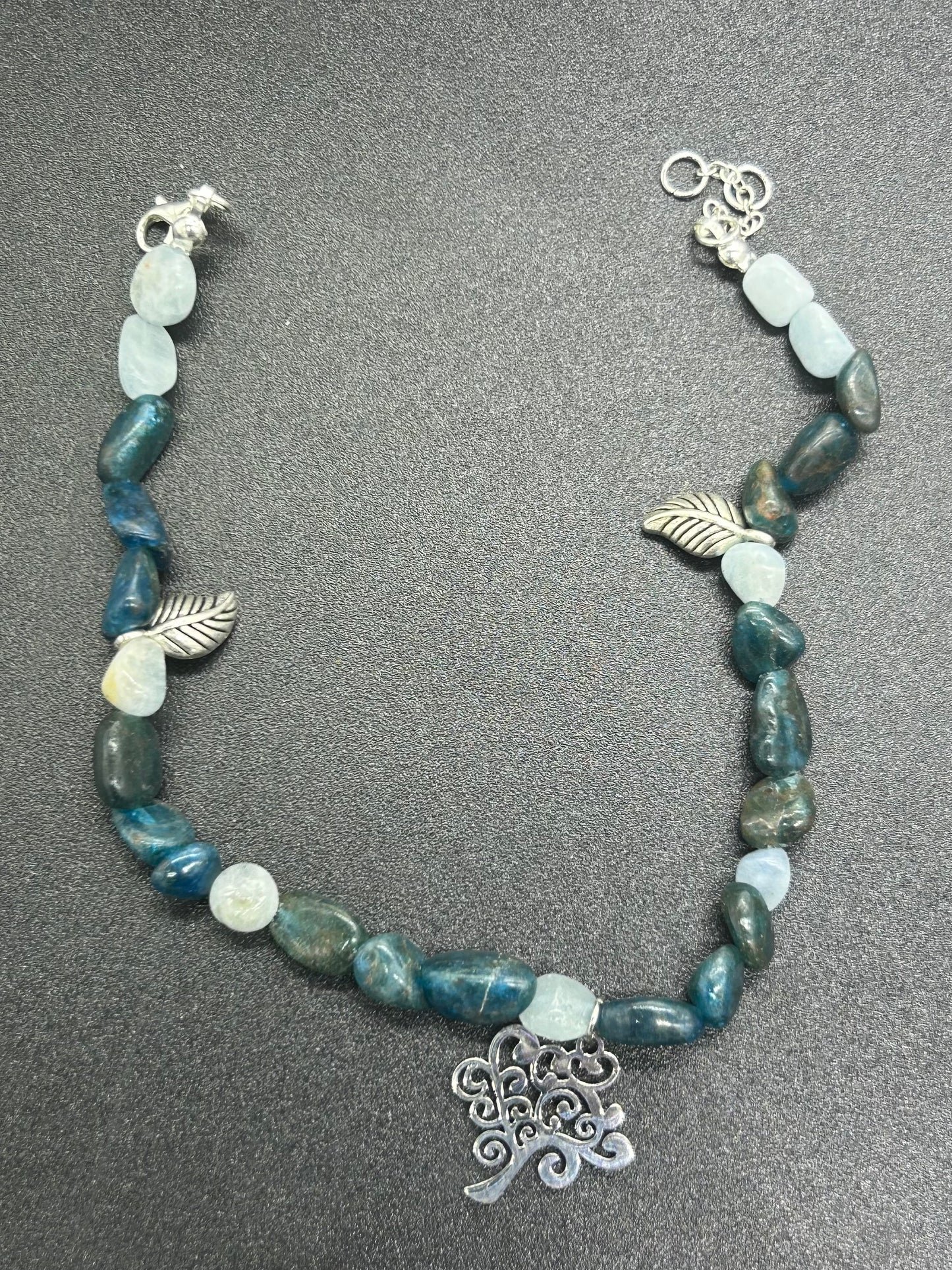 Cheviller Apatite bleue/Aigue marine