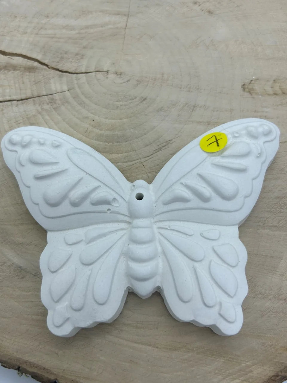 Galet en céramique papillon