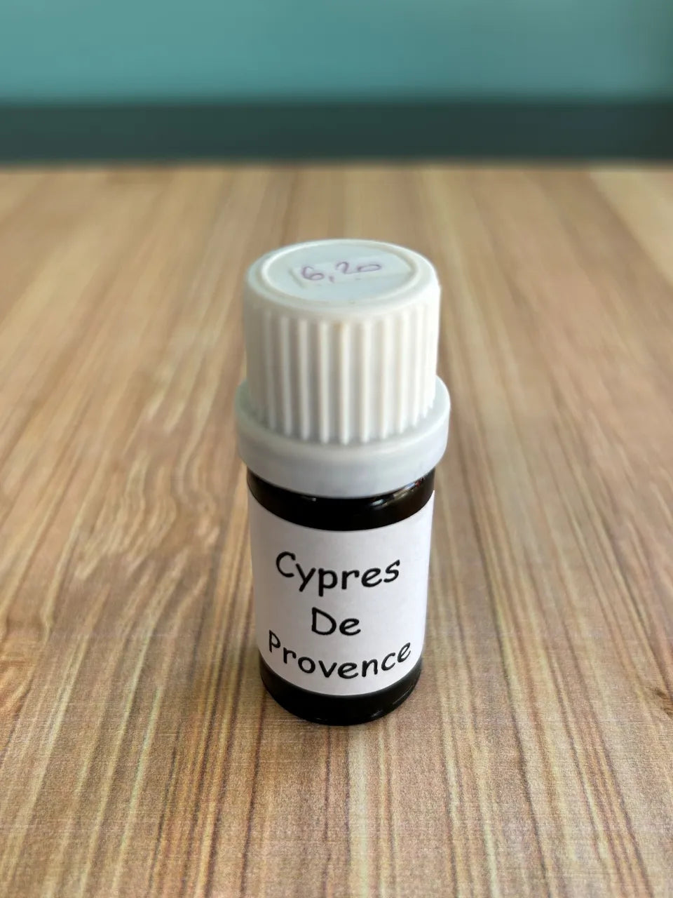 Huiles essentielles Cypres de Provence