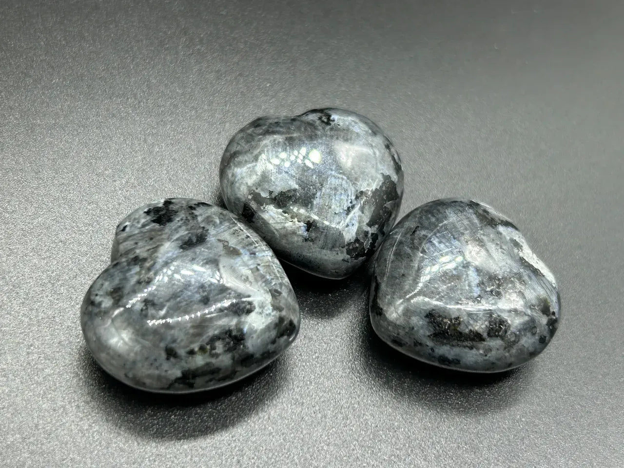 Petit cœur Larvikite