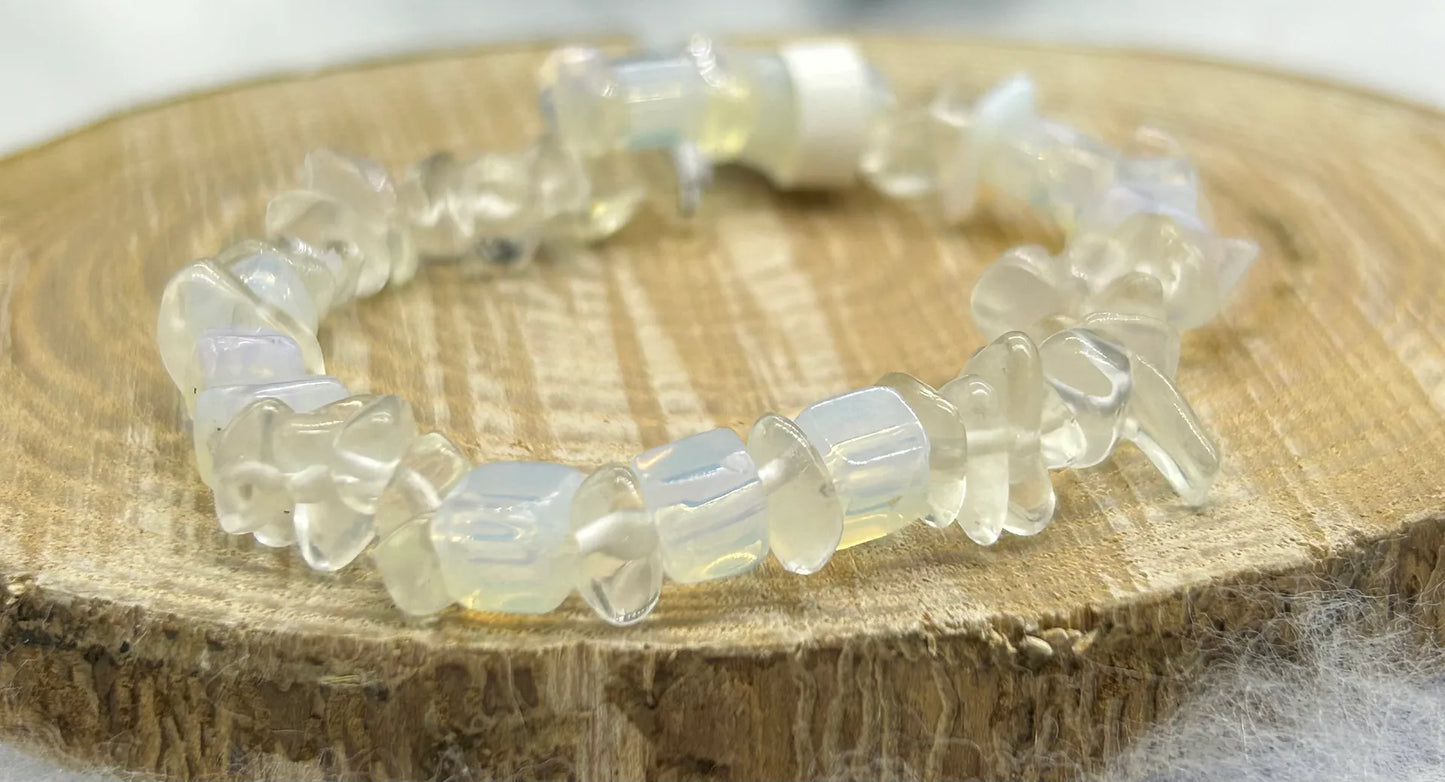 Bracelet chips Cristal de roche et Opaline