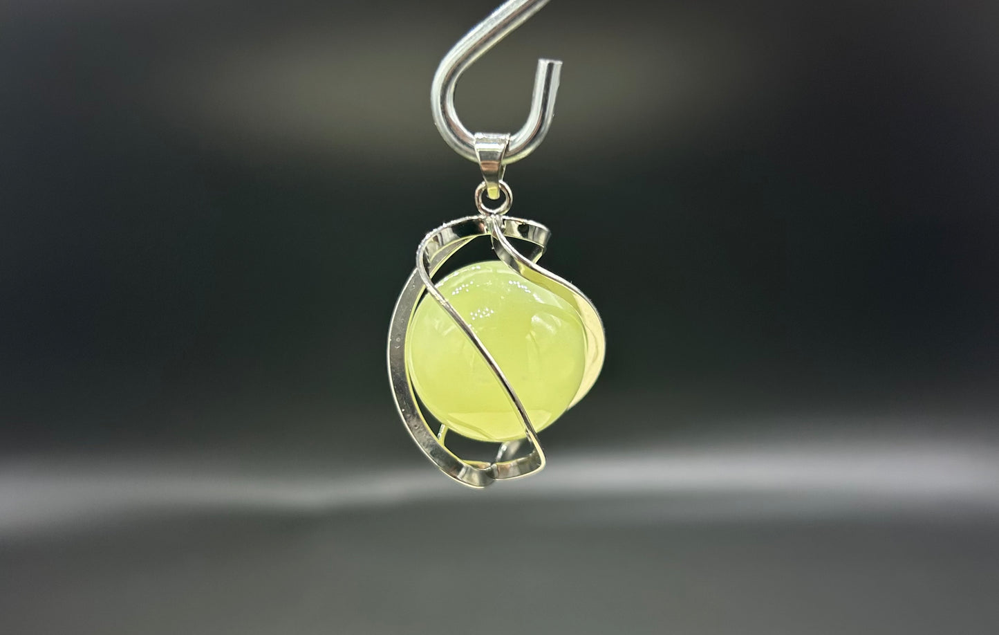 Pendentif spirale Jade