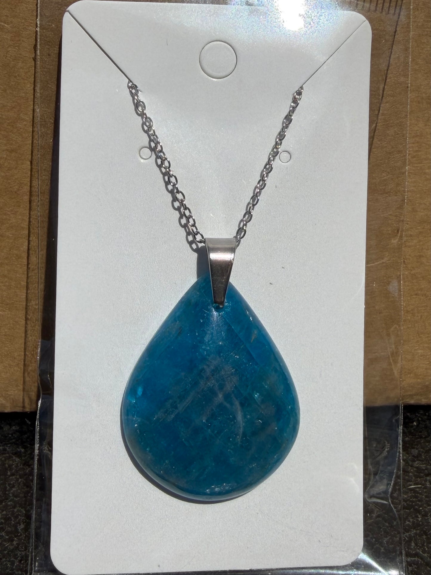 Pendentif Apatite bleue