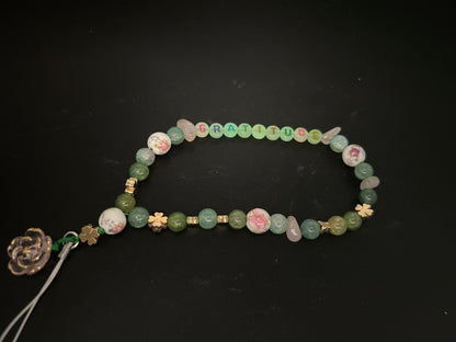 Bijou de GSM « Gratitude » Quartz rose et perles fantaisie
