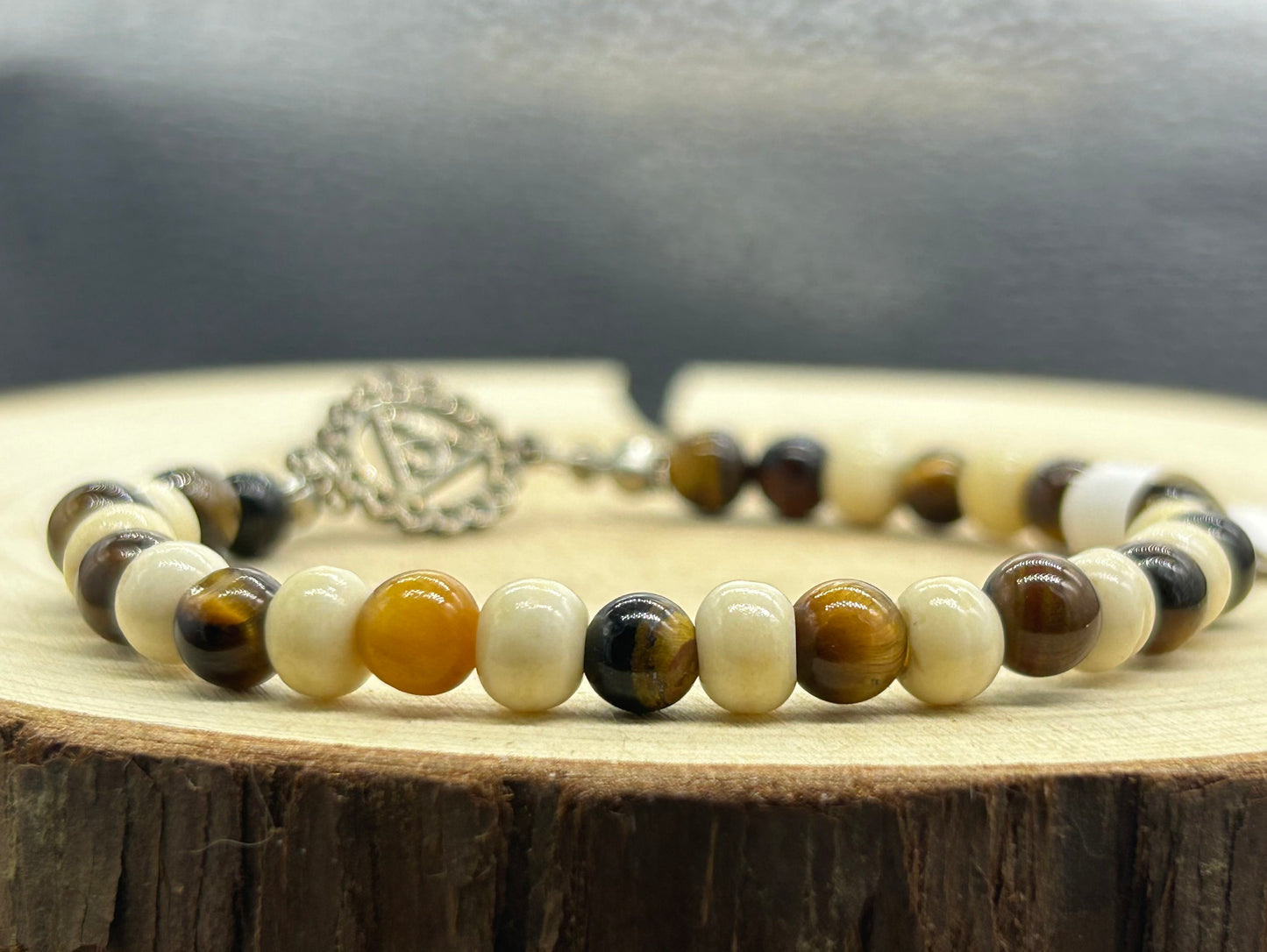 Bracelet Œil de tigre et pierre fantaisie