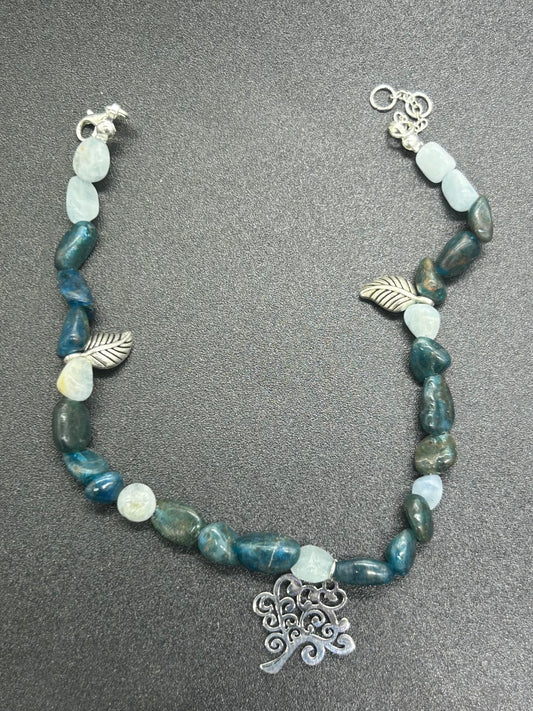 Cheviller Apatite bleue/Aigue marine