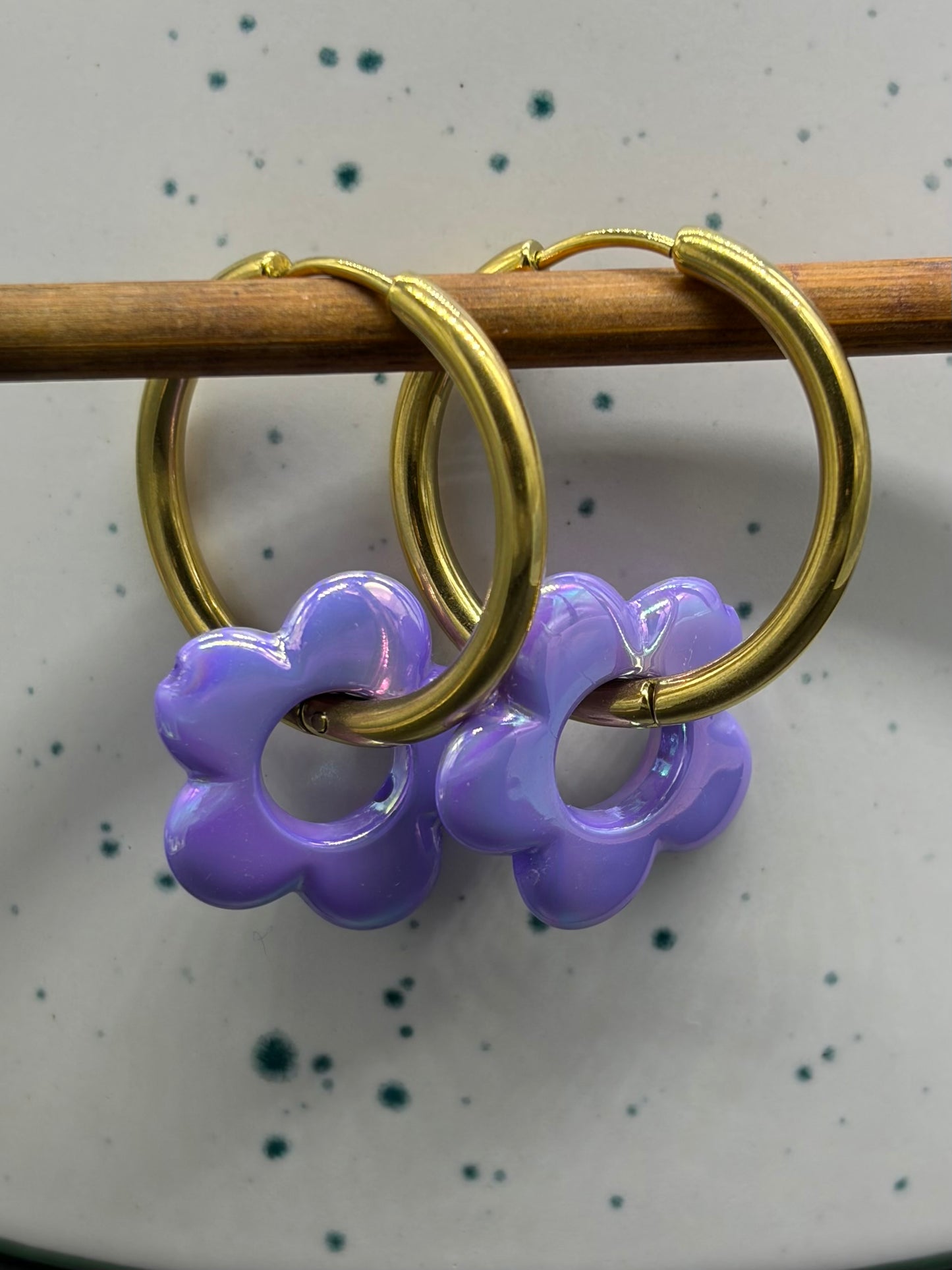 Boucles d'oreilles Créoles flowers fantaisy nacrées