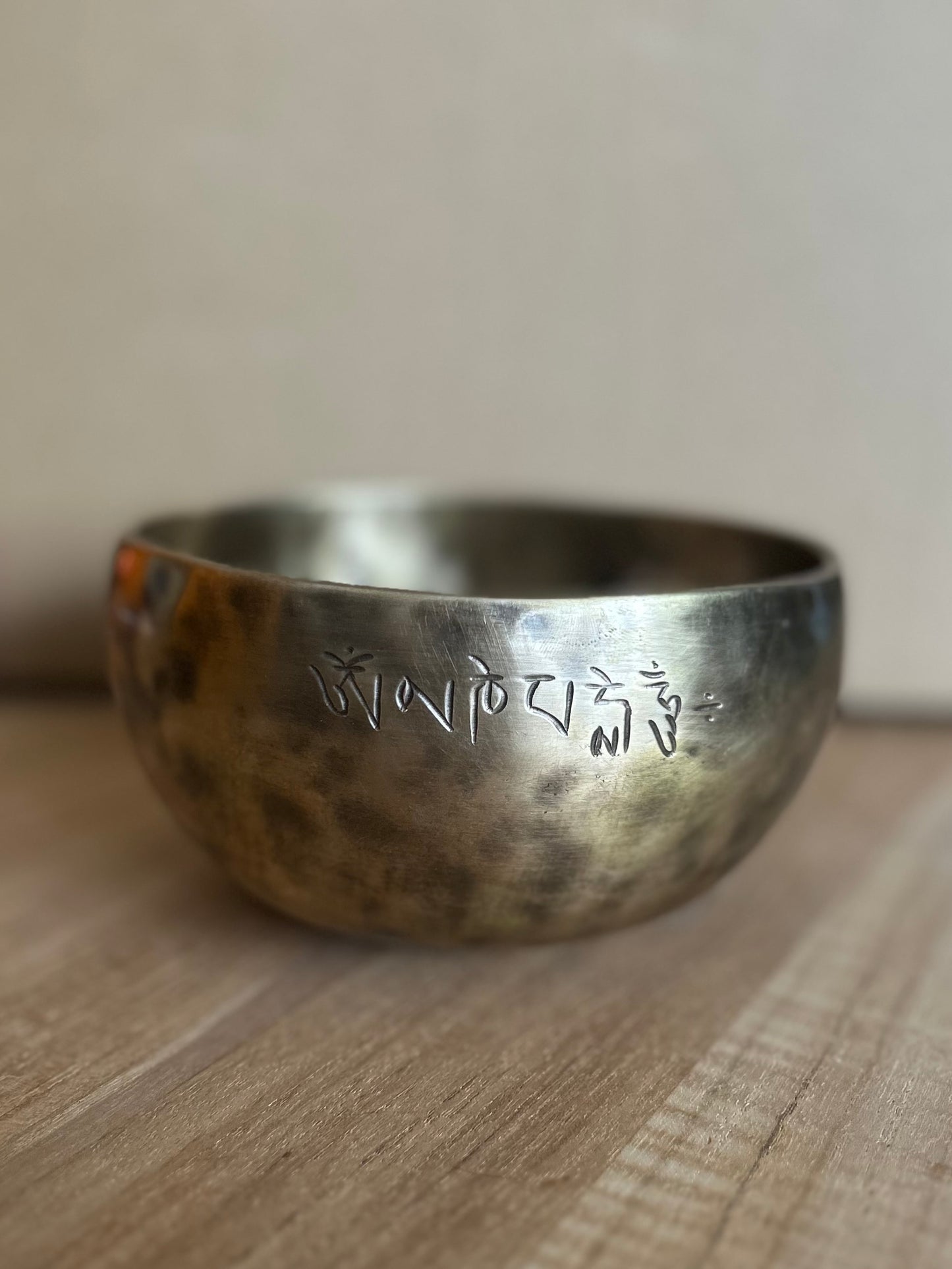 Bol tibétain full moon martelé à la main