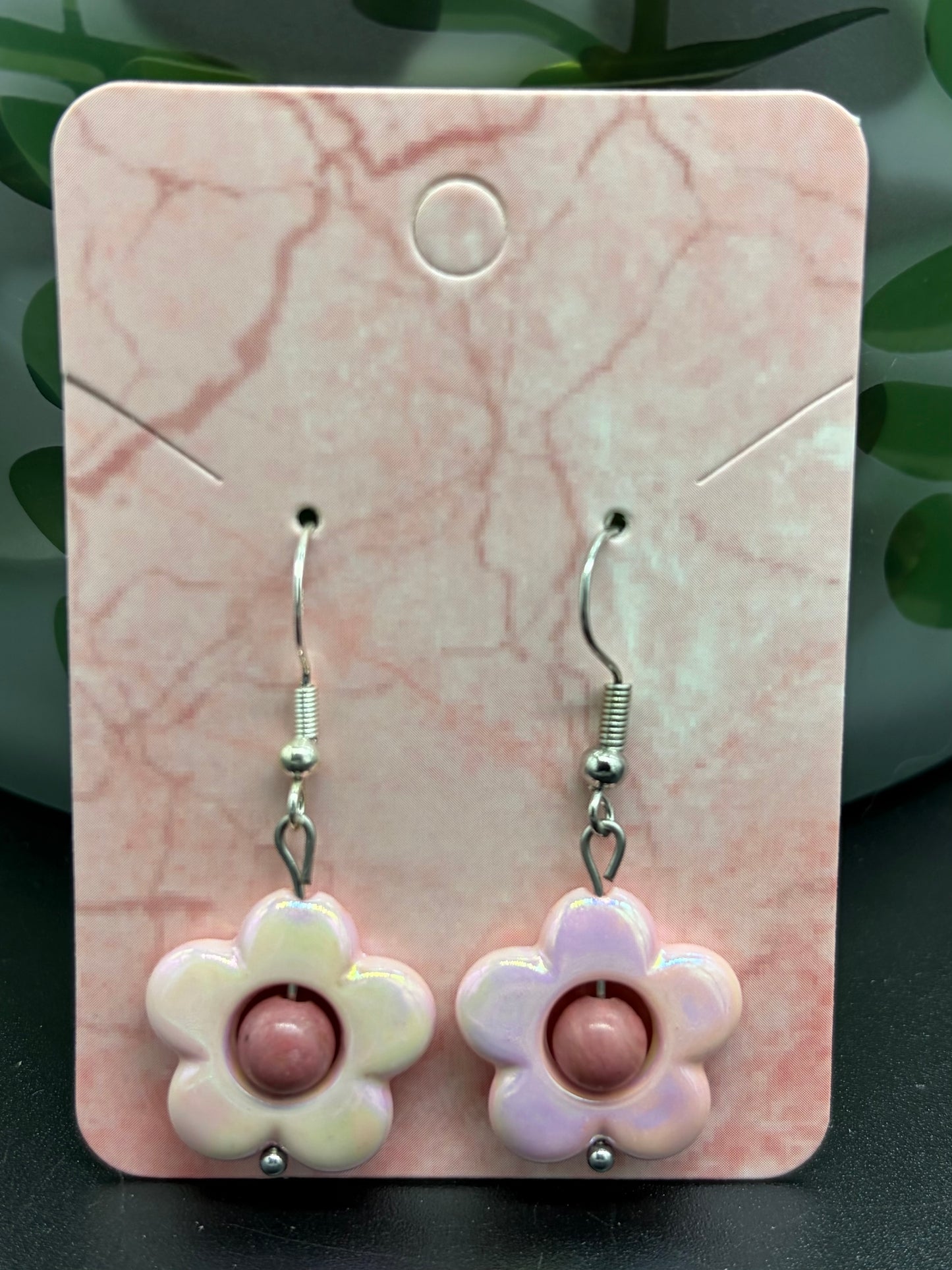Boucles d’oreilles fleurs Rhodonite