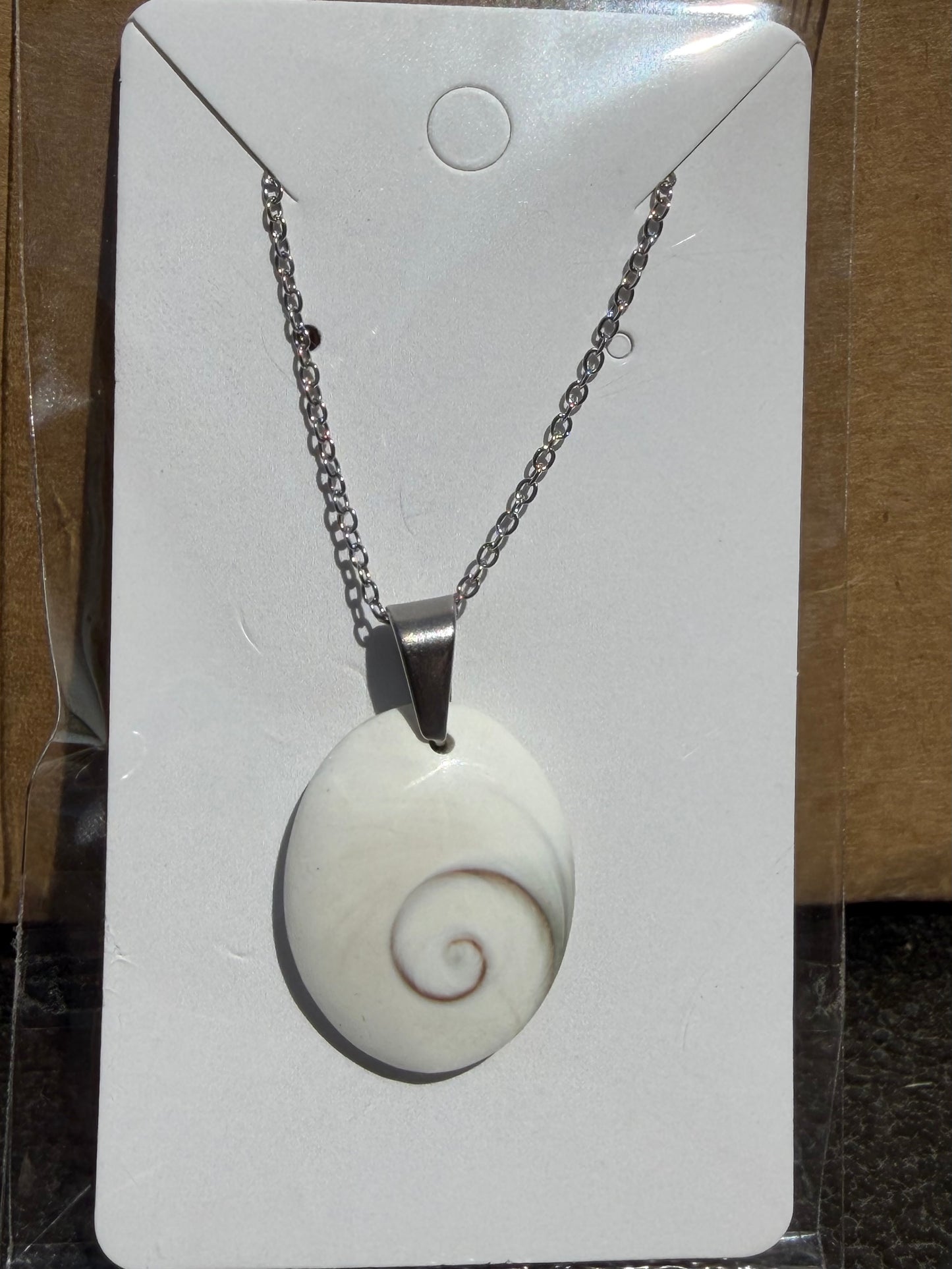 Pendentif Oeil de Sainte-Lucie