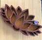 Fleur de Lotus chantourné à la main en bois de Padouk