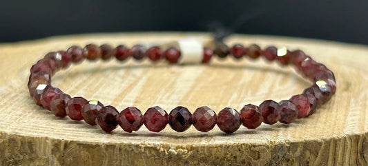 Bracelet facetté Grenat