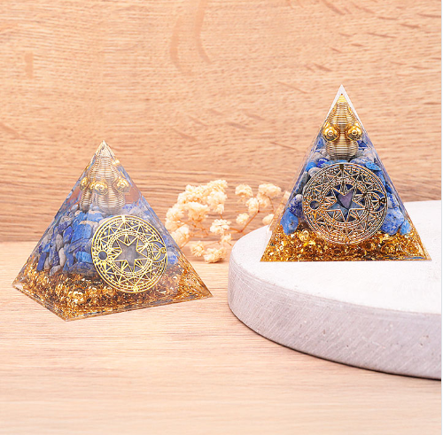 Pyramide orgonite cercle magique Lapis Lazuli
