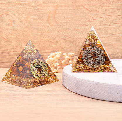 Pyramide orgonite cercle magique Oeil de tigre