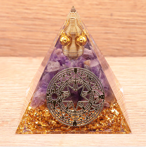 Pyramide orgonite cercle magique Améthyste